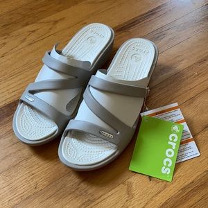 Crocs, Patricia, 9W, Platinum/Oyster, New